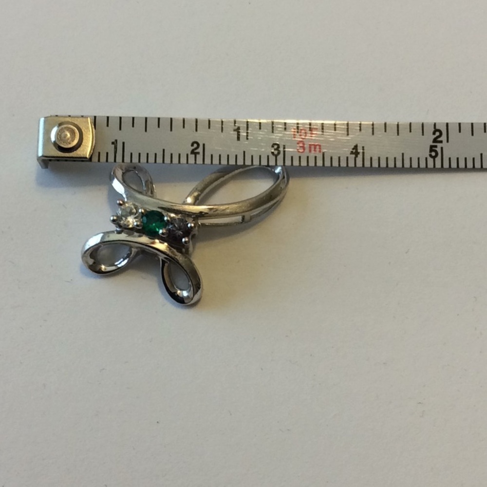 Silver Cross Pendant - Picture 5 of 7